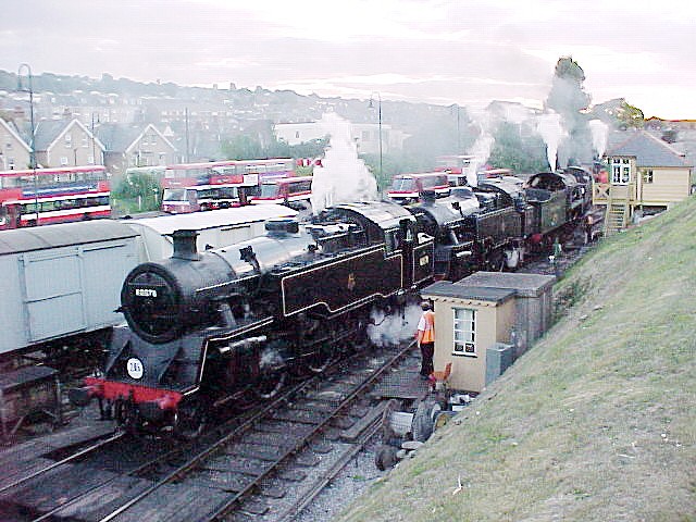 5 coupled locomotives