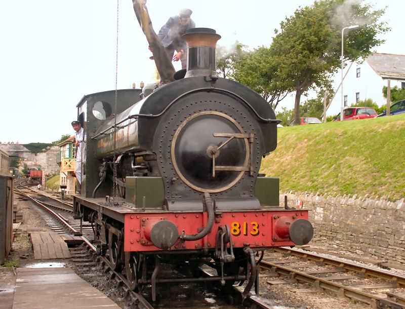 813 takes on water at Swanage