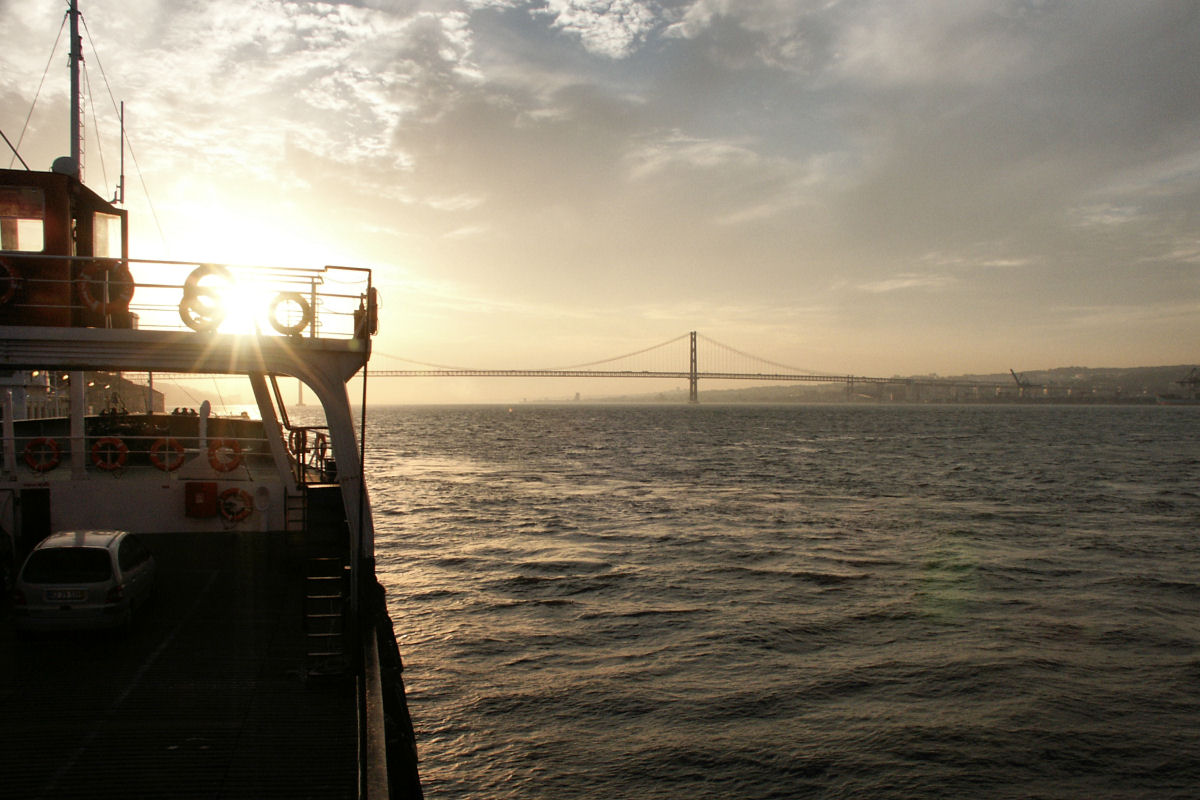 tagus_bridge