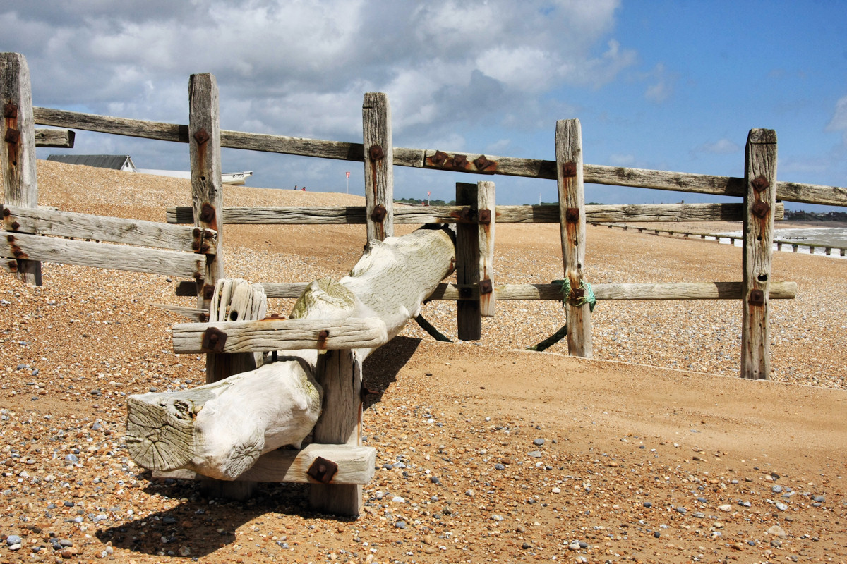 cooden_beach_groynes