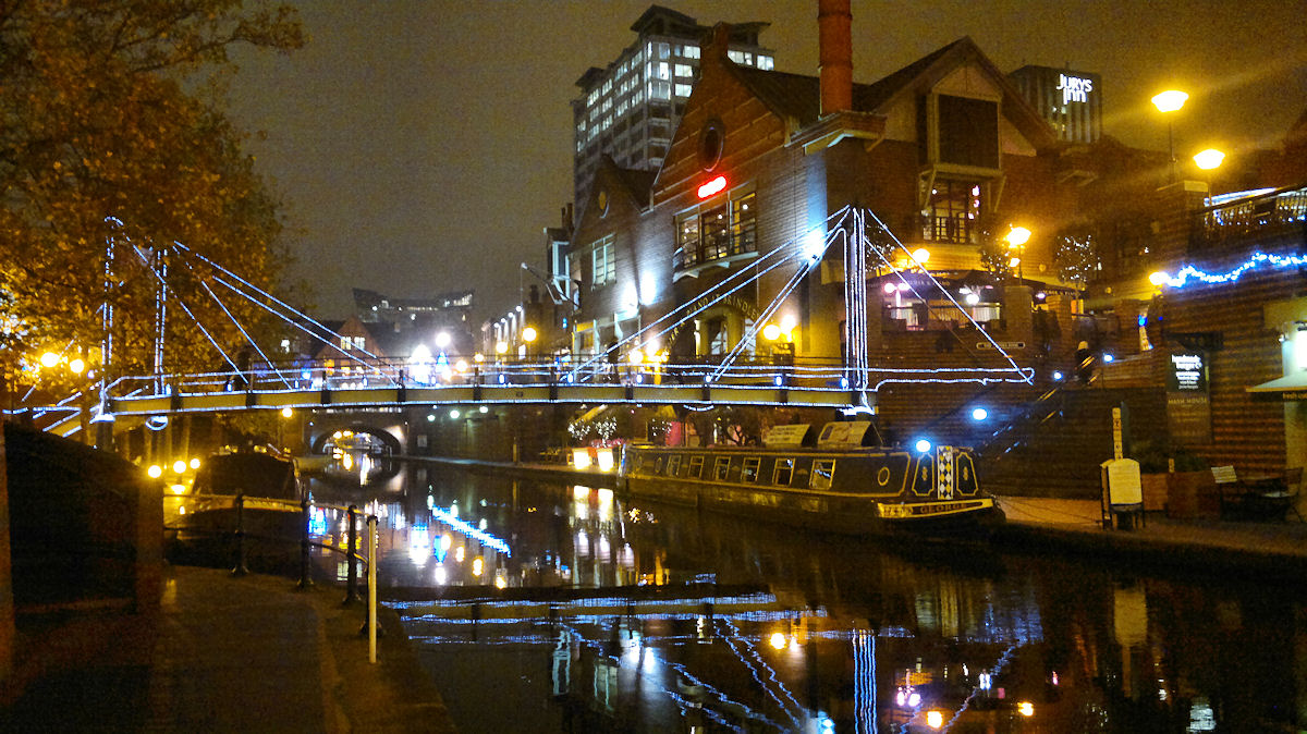 icc_canal_night